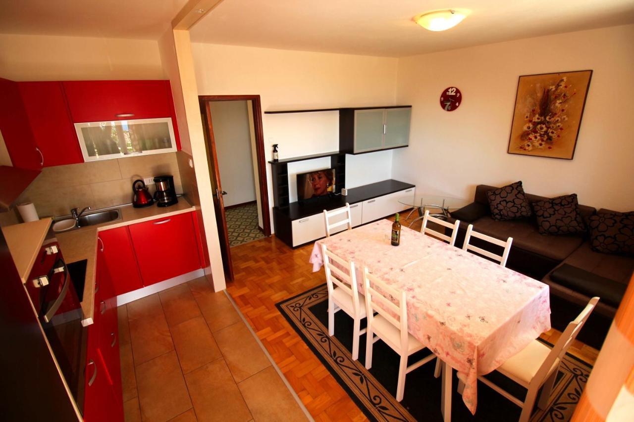 Apartmens Adriana Novi Vinodolski Exterior foto